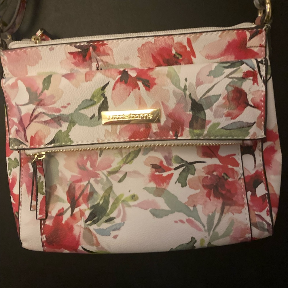 Liz Claiborne purse. No stains or tears. Barely used.